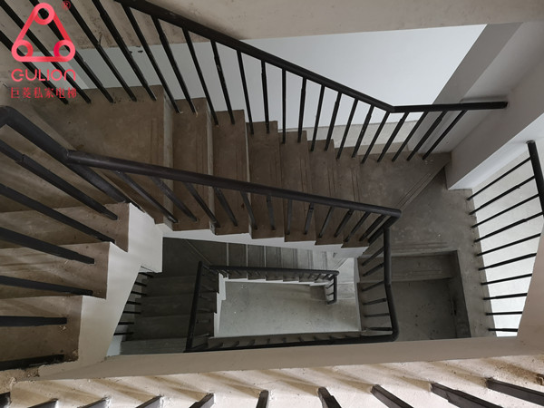 別墅樓梯改裝電梯方案-別墅小電梯設計